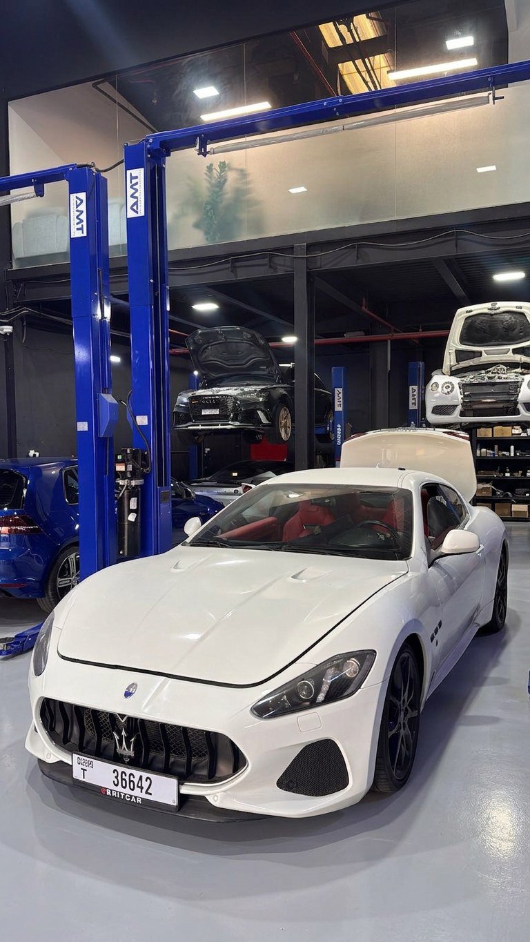 Maserati GranTurismo, Bentley Bentayga and Audi RS6 on the ramps at BRITFIX